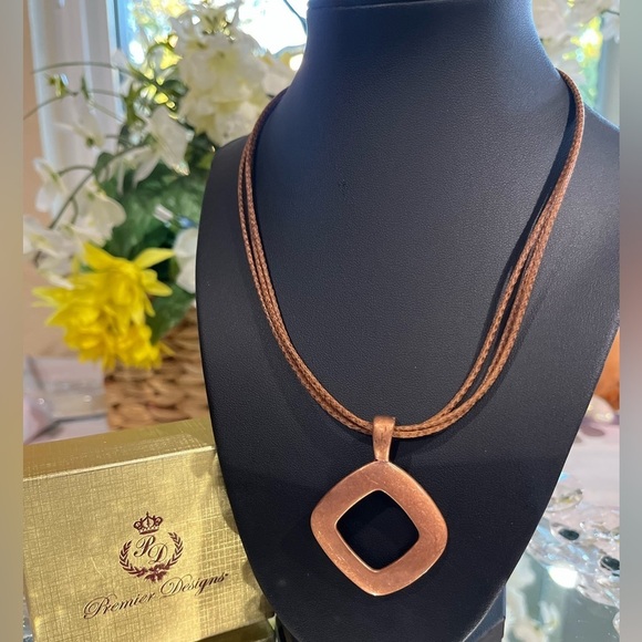 Premier Designs Jewelry - Premier Designs Bronze Geometric Necklace